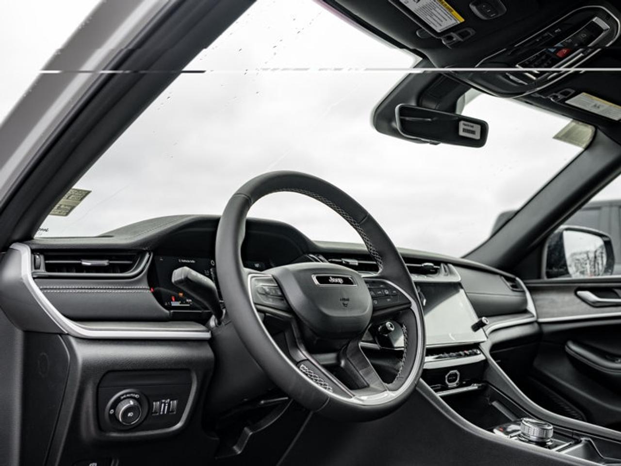 2026 Jeep Grand Cherokee Limited Photo
