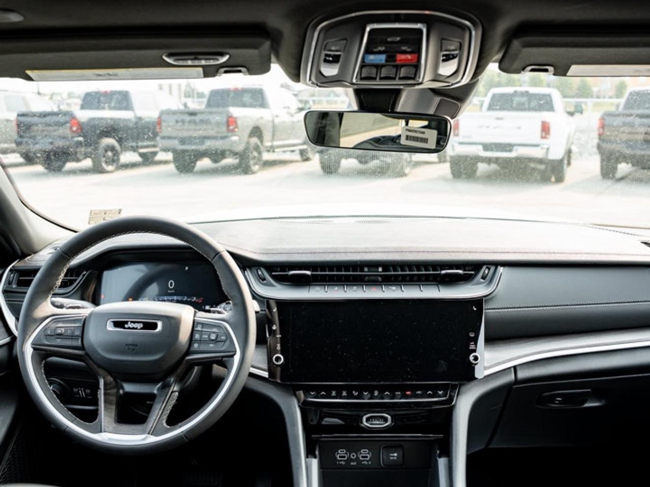 2026 Jeep Grand Cherokee Limited Photo
