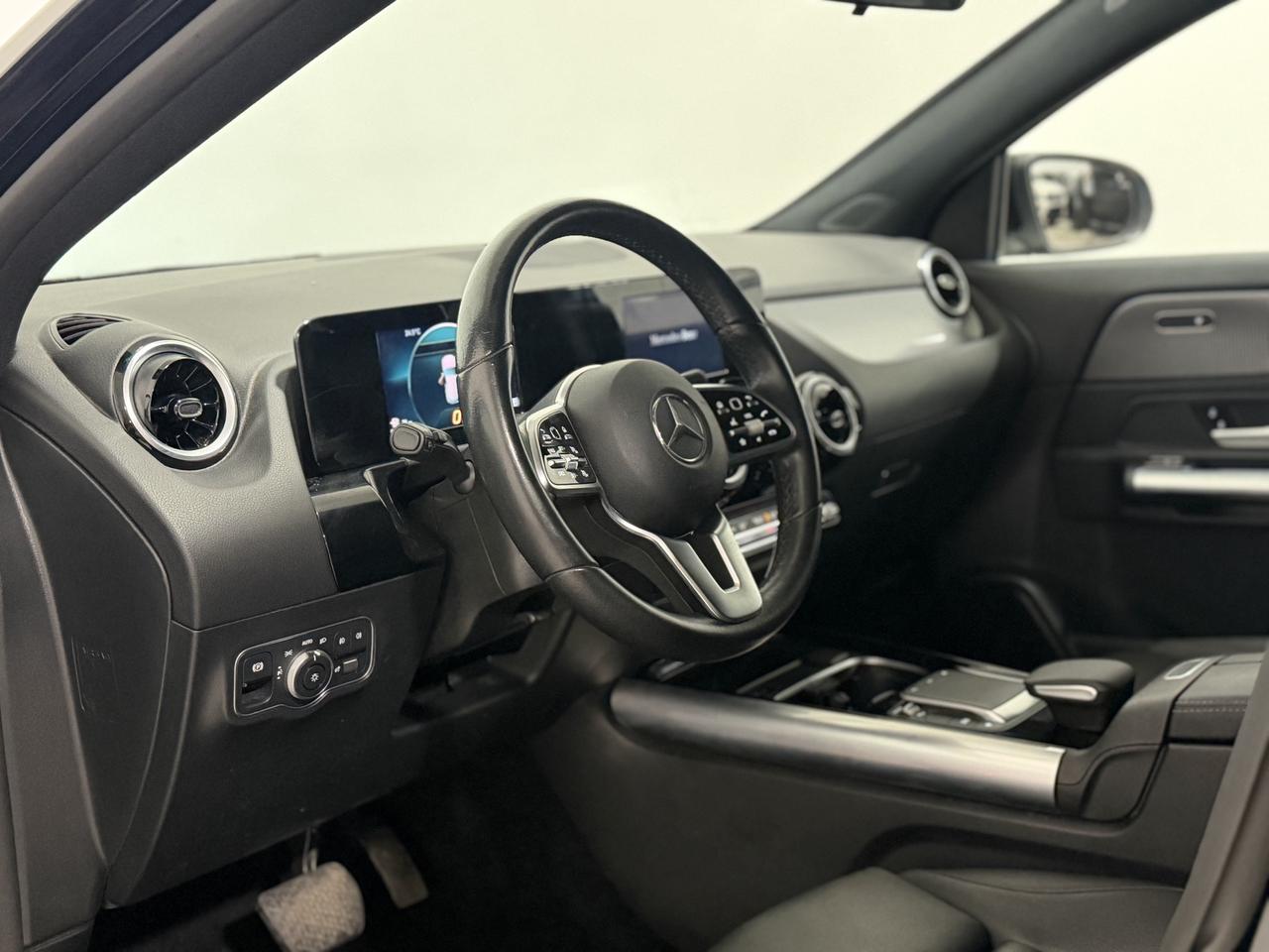 2022 Mercedes-Benz GLA 250 GLA 250 | LOW KM | Photo