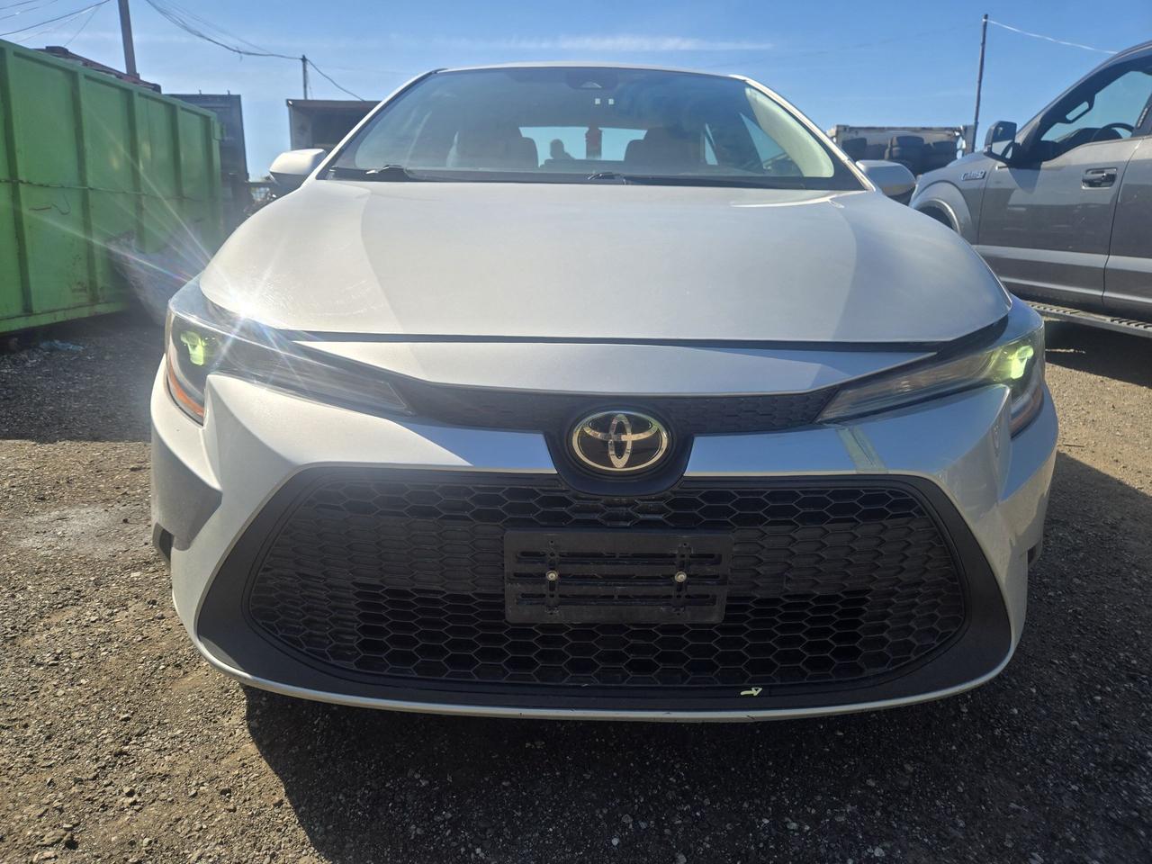 2022 Toyota Corolla LE Photo