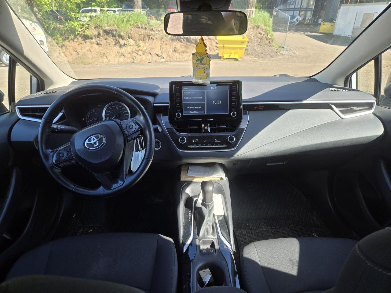 2022 Toyota Corolla LE - Photo #7