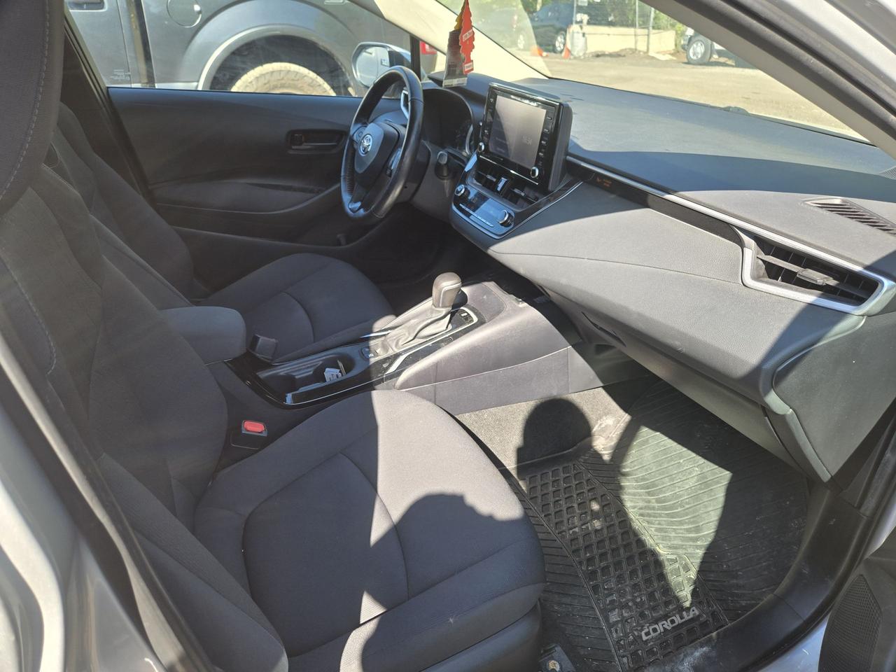 2022 Toyota Corolla LE - Photo #15