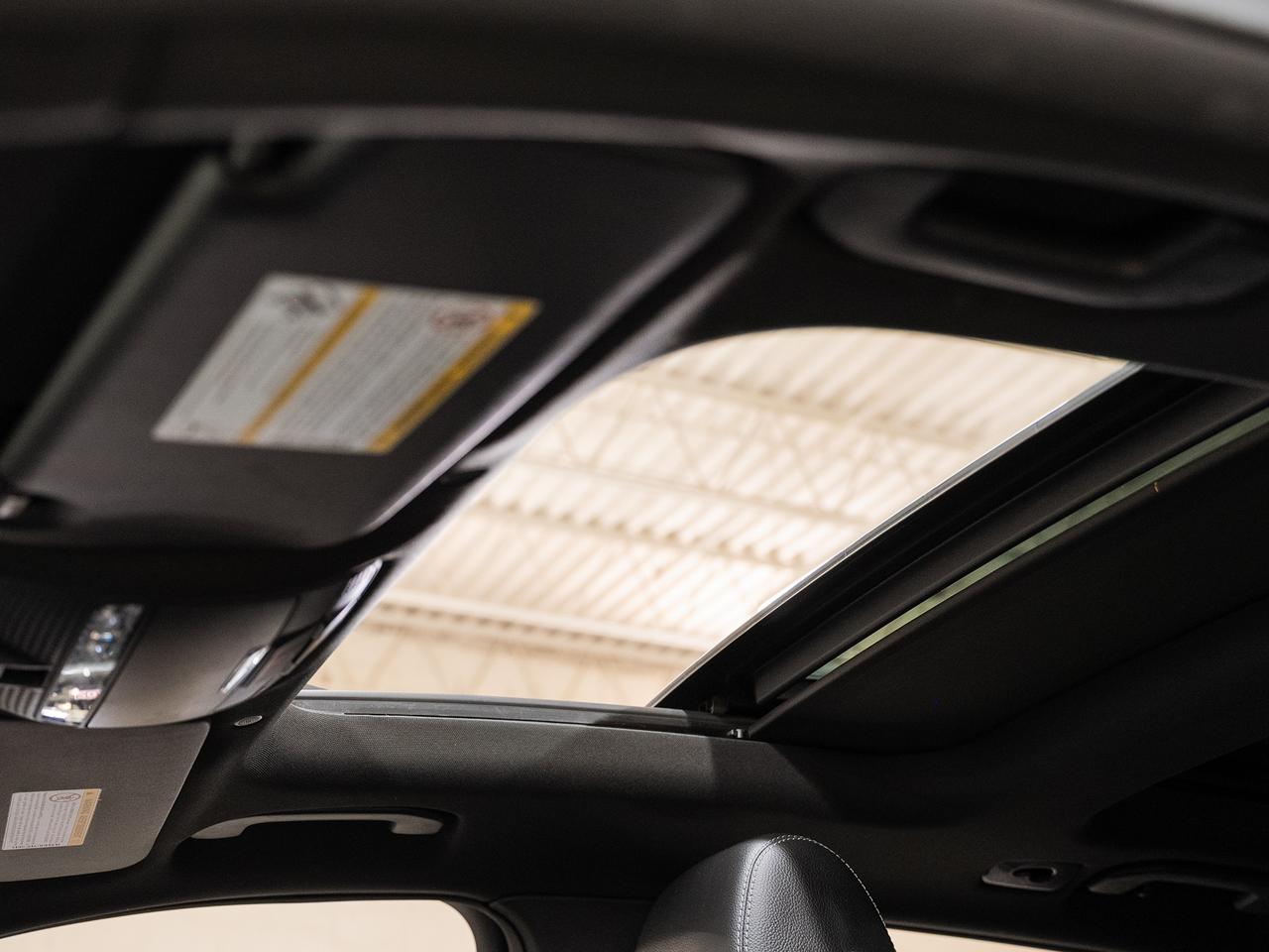 2020 Mercedes-Benz GLC-Class 300 4MATIC | Nav | Leather | Panoroof | CarPlay
