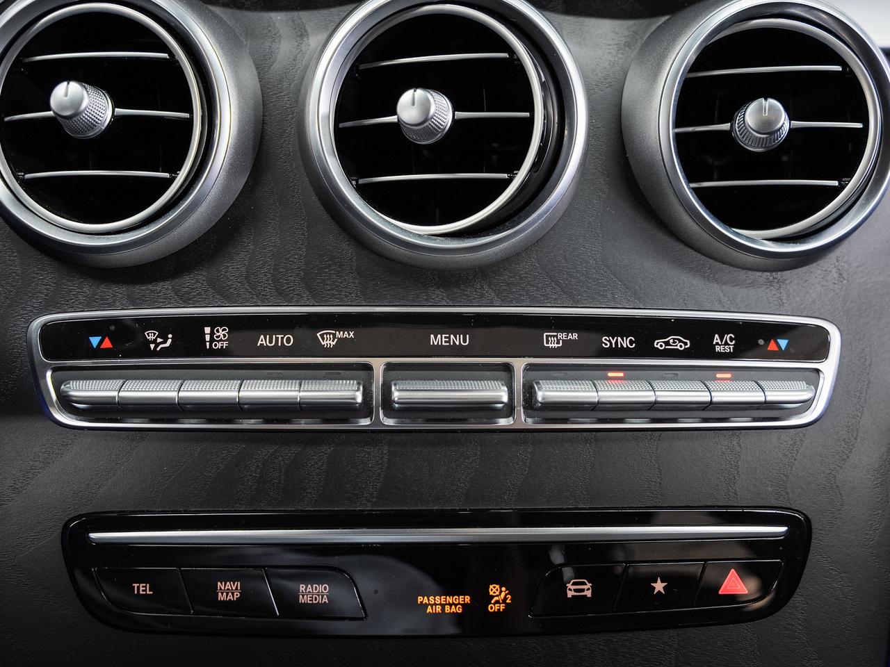 2020 Mercedes-Benz GLC-Class 300 4MATIC | Nav | Leather | Panoroof | CarPlay