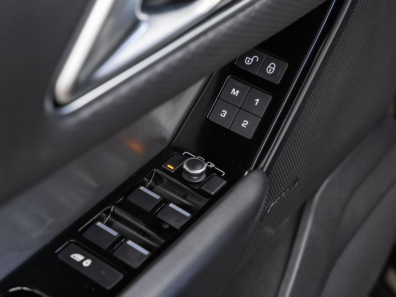 2020 Land Rover Range Rover Velar R-DYNAMIC S P300 | Nav | Panoroof | ACC | BSM