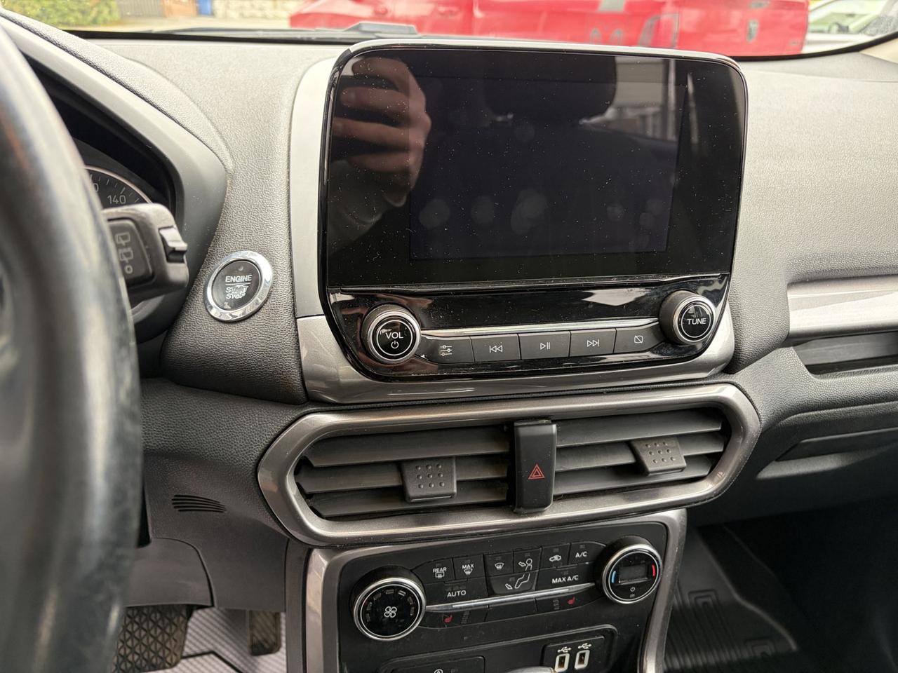 2018 Ford EcoSport SE AWD - Photo #11