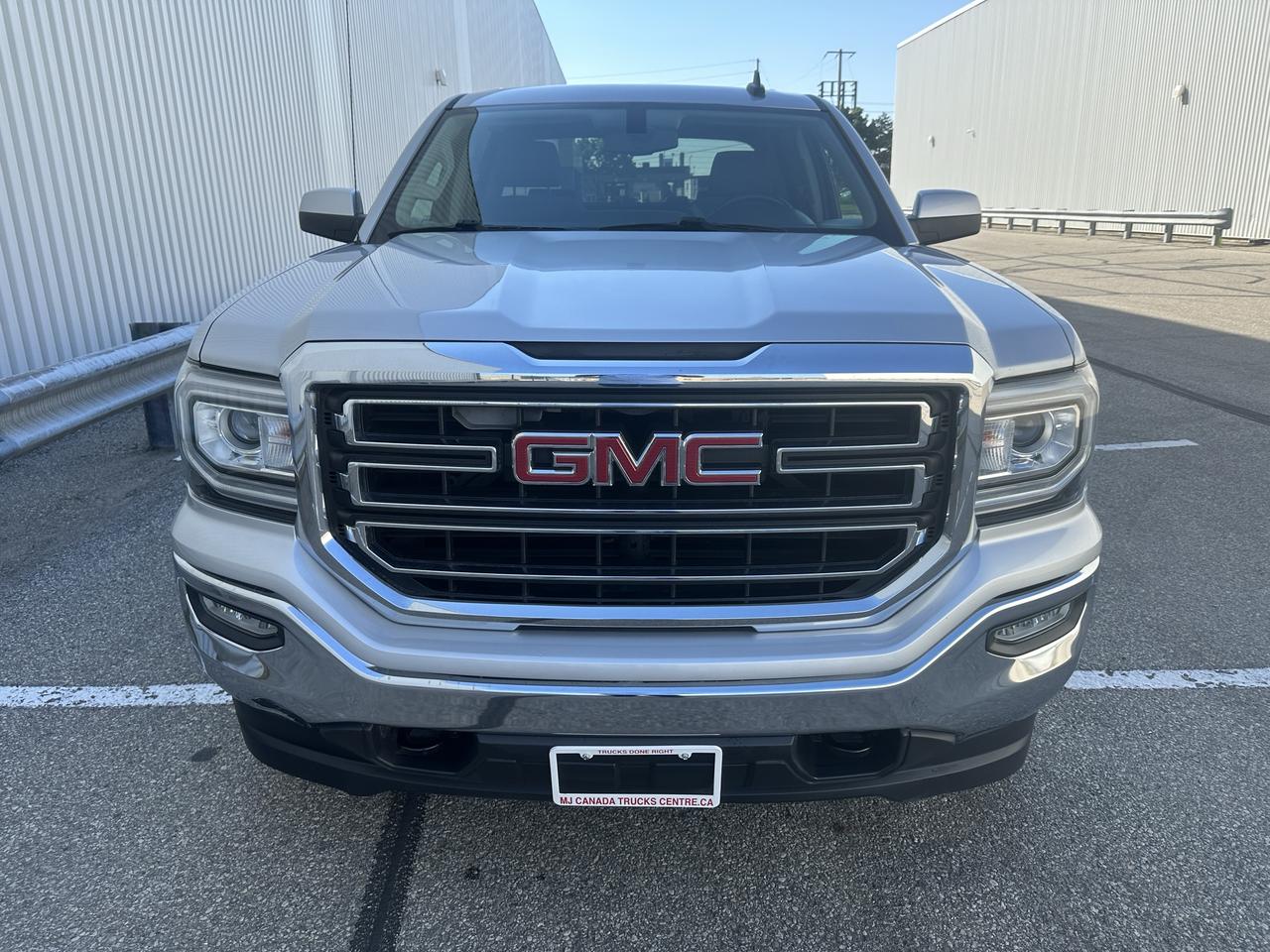 2017 GMC Sierra 1500 Crew Cab  SLE Kodiac Edition Photo