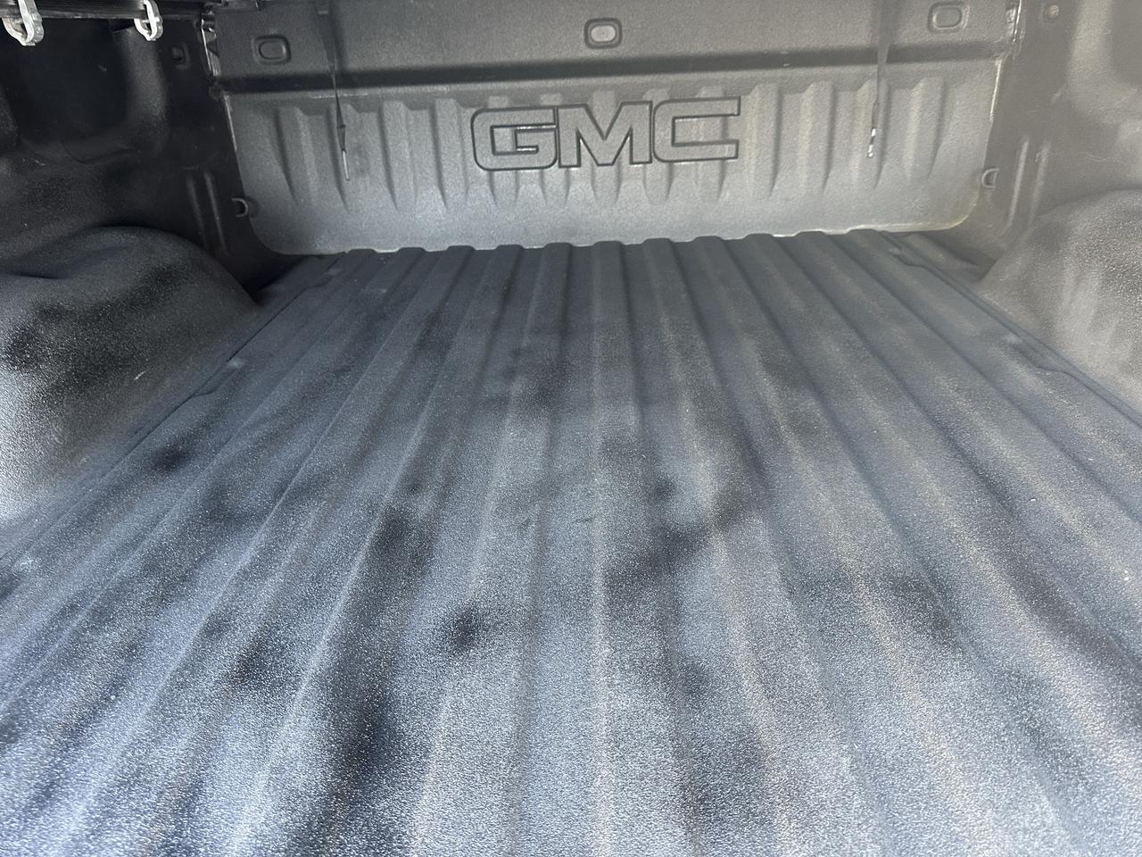 2017 GMC Sierra 1500 Crew Cab  SLE Kodiac Edition Photo
