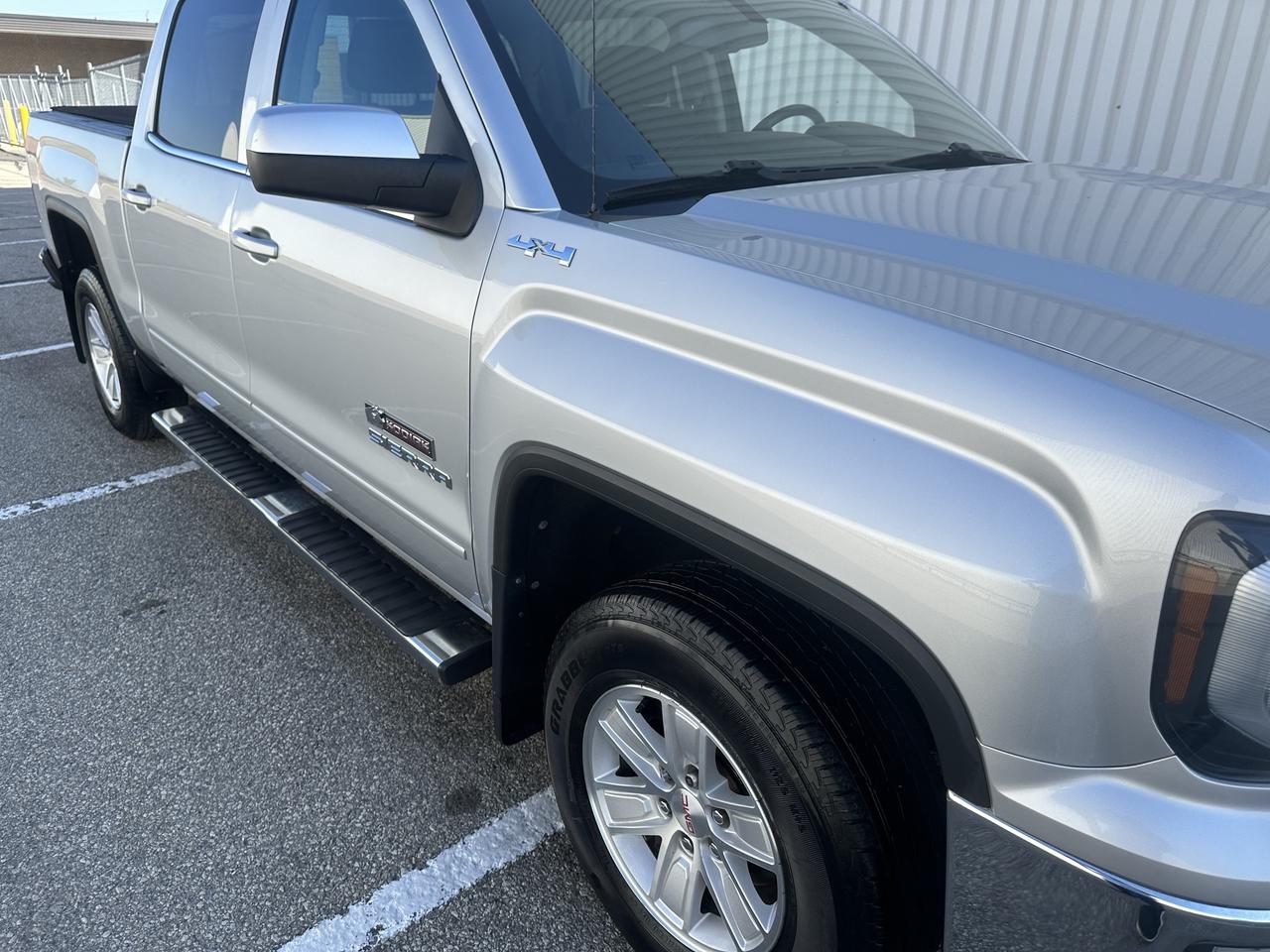 2017 GMC Sierra 1500 Crew Cab  SLE Kodiac Edition Photo