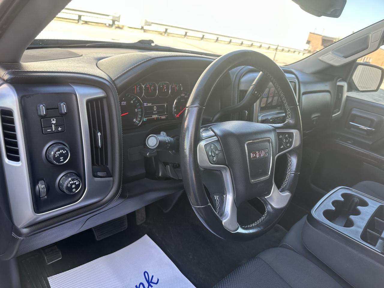 2017 GMC Sierra 1500 Crew Cab  SLE Kodiac Edition Photo