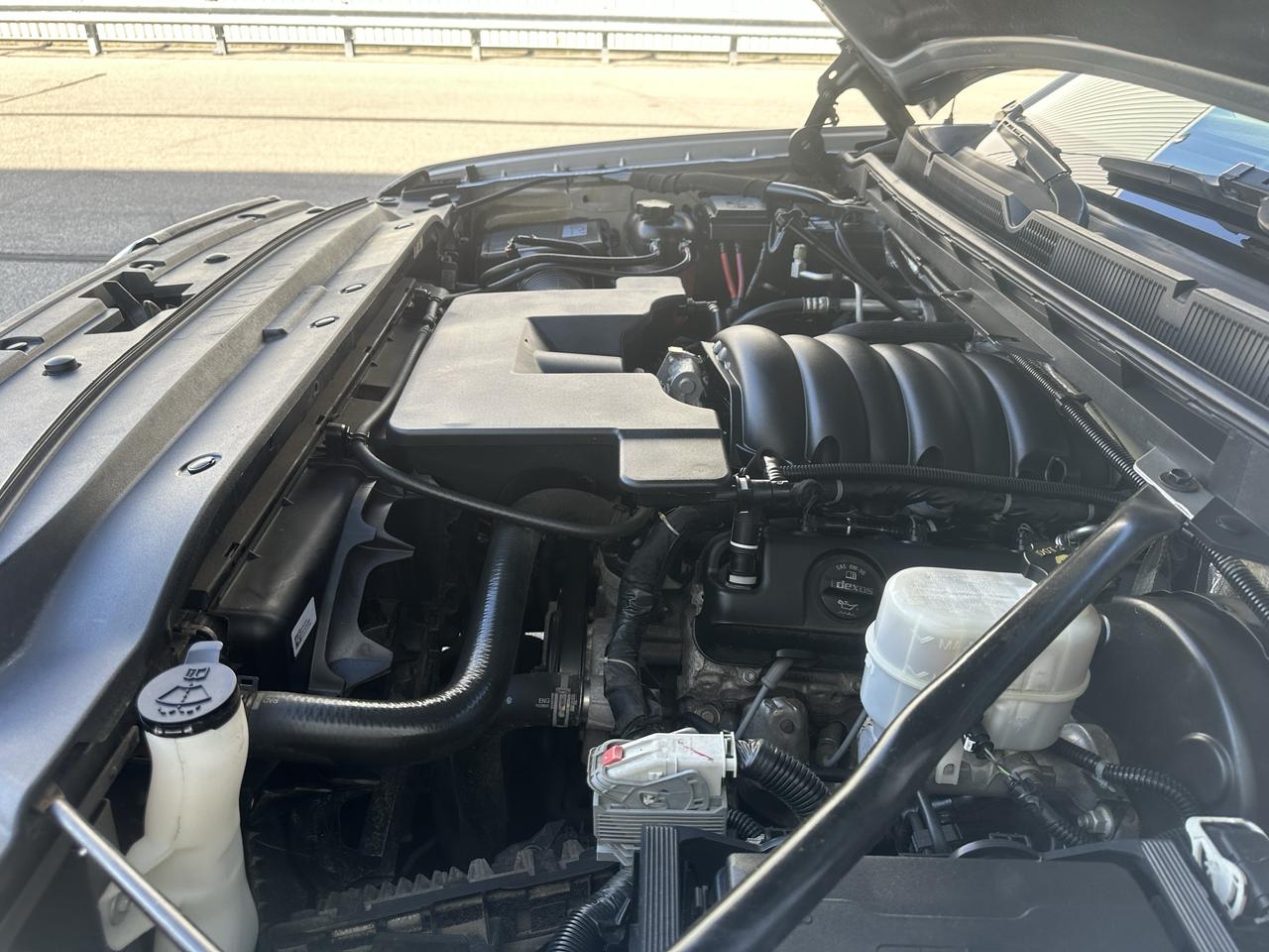 2017 GMC Sierra 1500 Crew Cab  SLE Kodiac Edition Photo