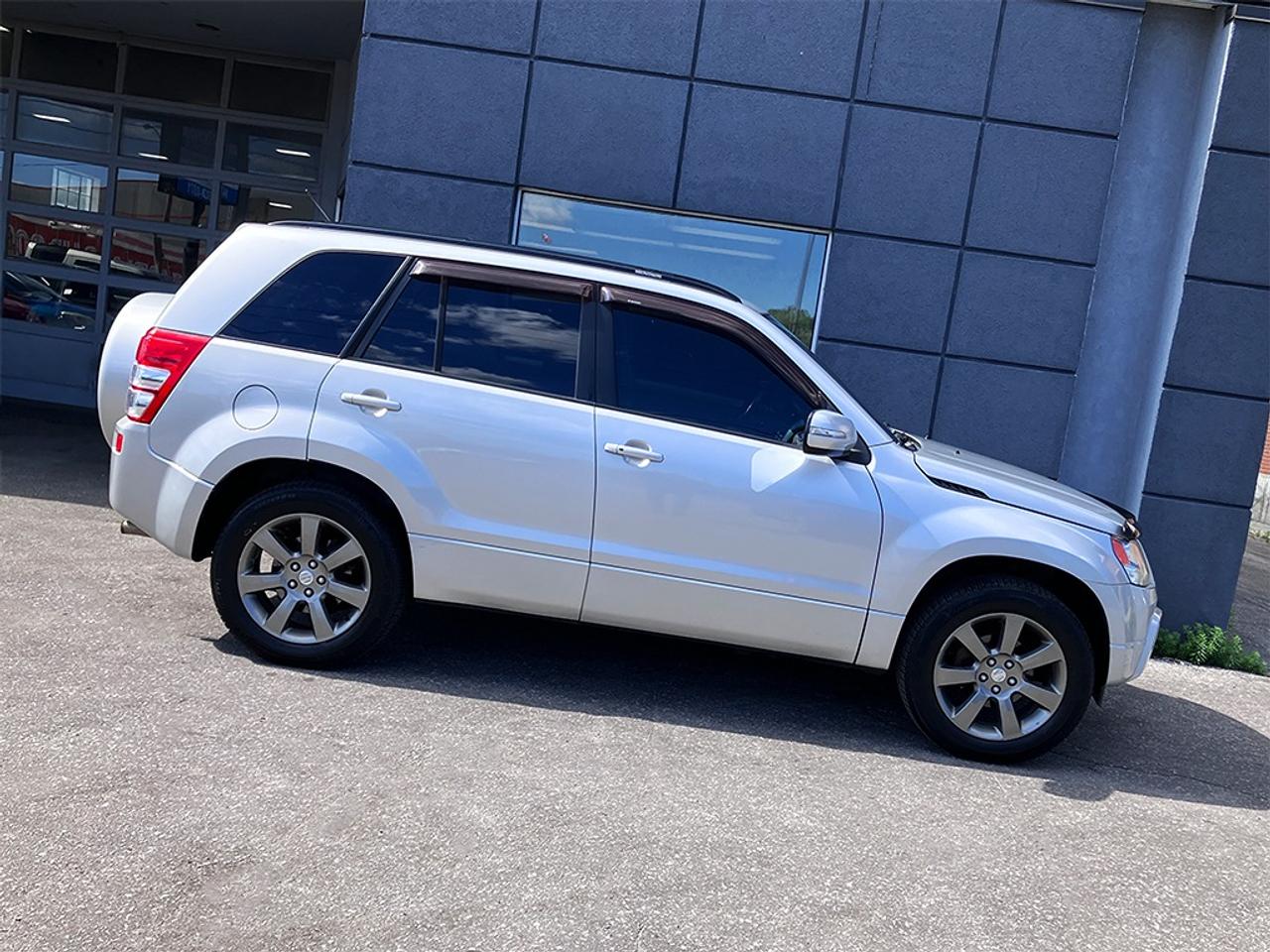 2012 Suzuki Grand Vitara JLX-L | LEATHER | SUNROOF | ALOOY WHEELS Photo