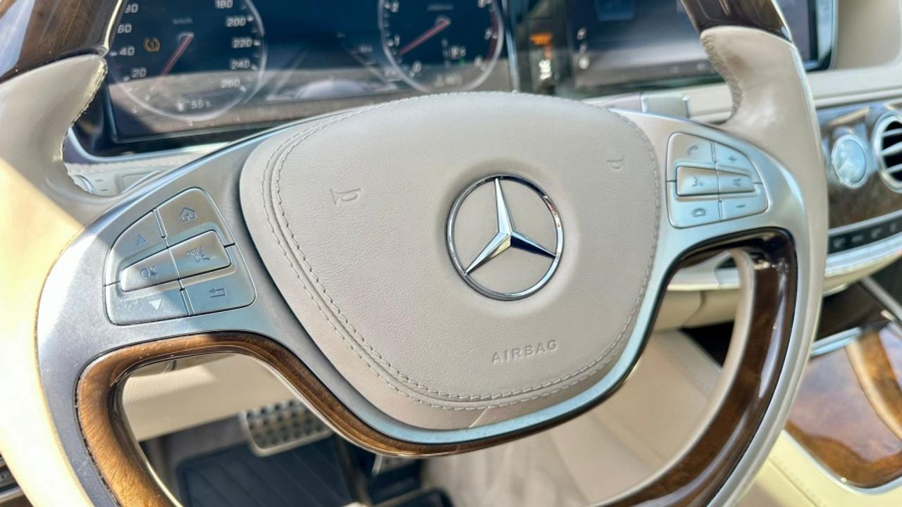 2015 Mercedes-Benz S-Class S 550 4MATIC Photo