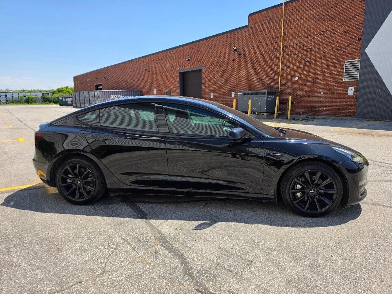 2021 Tesla Model 3 STANDARD RANGE PLUS-AUTOPILOT-CERTIFIED Photo