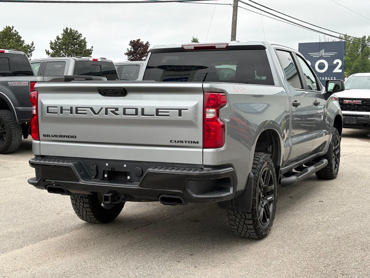 2025 Chevrolet Silverado 1500 Crew Cab Short Box 4-Wheel Drive Custom Trail Boss Photo