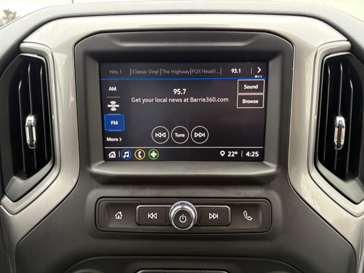 2025 Chevrolet Silverado 1500 Crew Cab Short Box 4-Wheel Drive Custom Trail Boss Photo