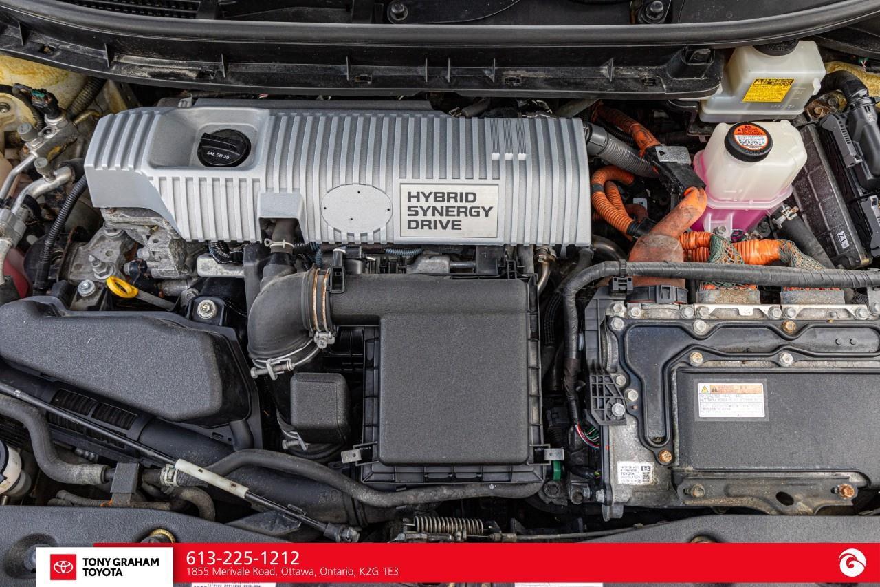 2016 Toyota Prius V Photo