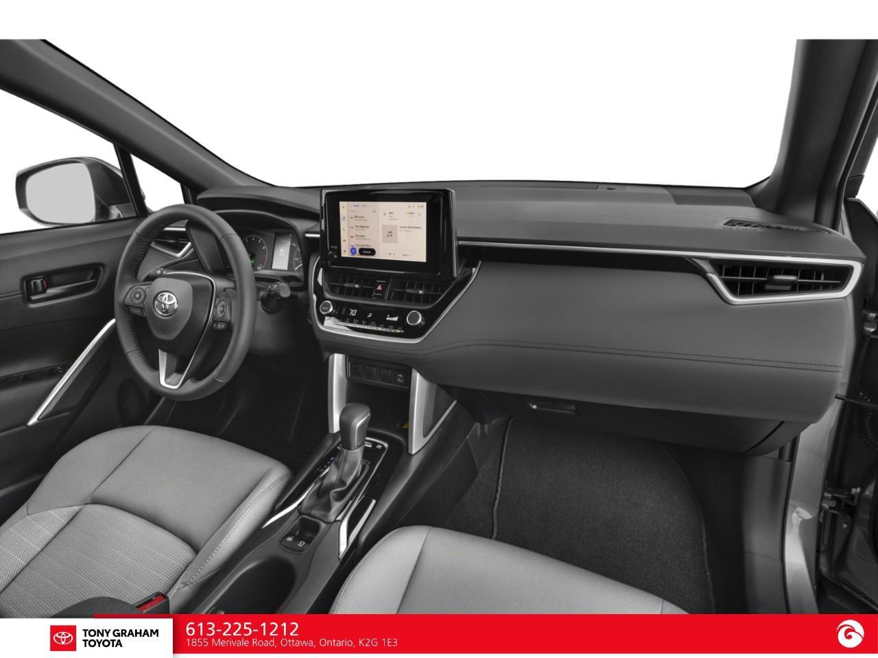 2024 Toyota Corolla Cross Hybrid SE Photo