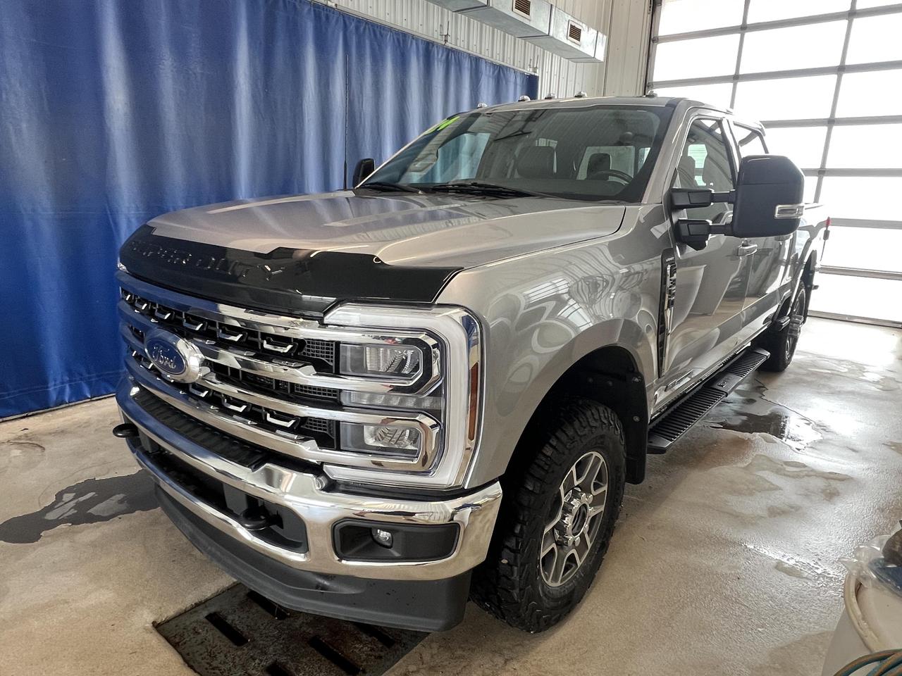 2024 Ford F-350 Super Duty SRW LARIAT 6.7L POWER STROKE V8 DSL 618A+ Photo4
