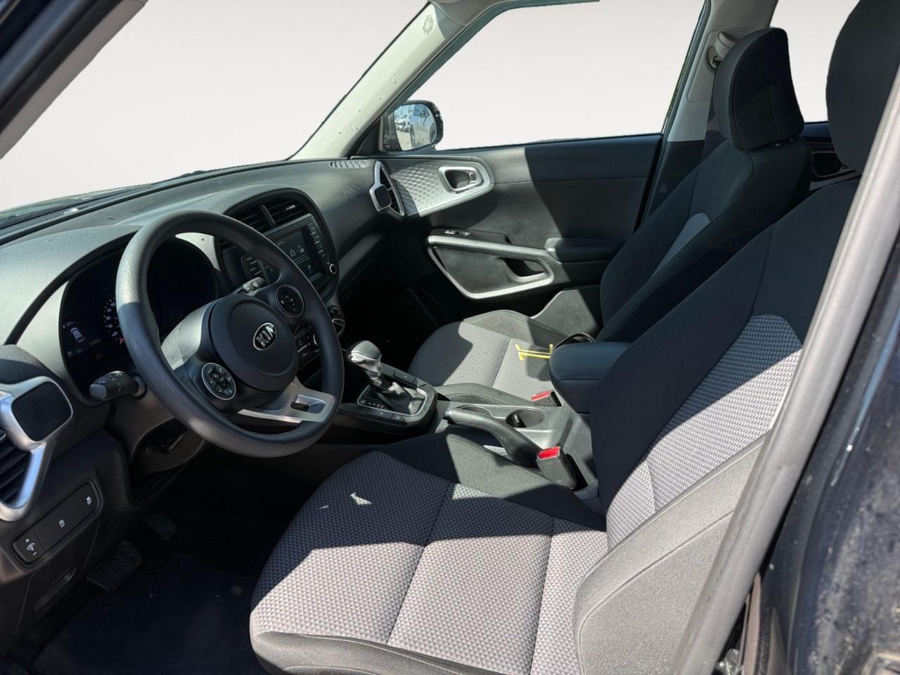 2021 Kia Soul LX IVT Photo