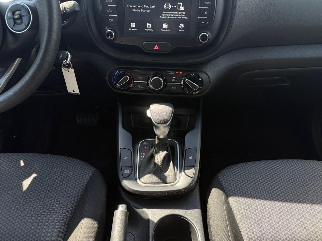 2021 Kia Soul LX IVT Photo