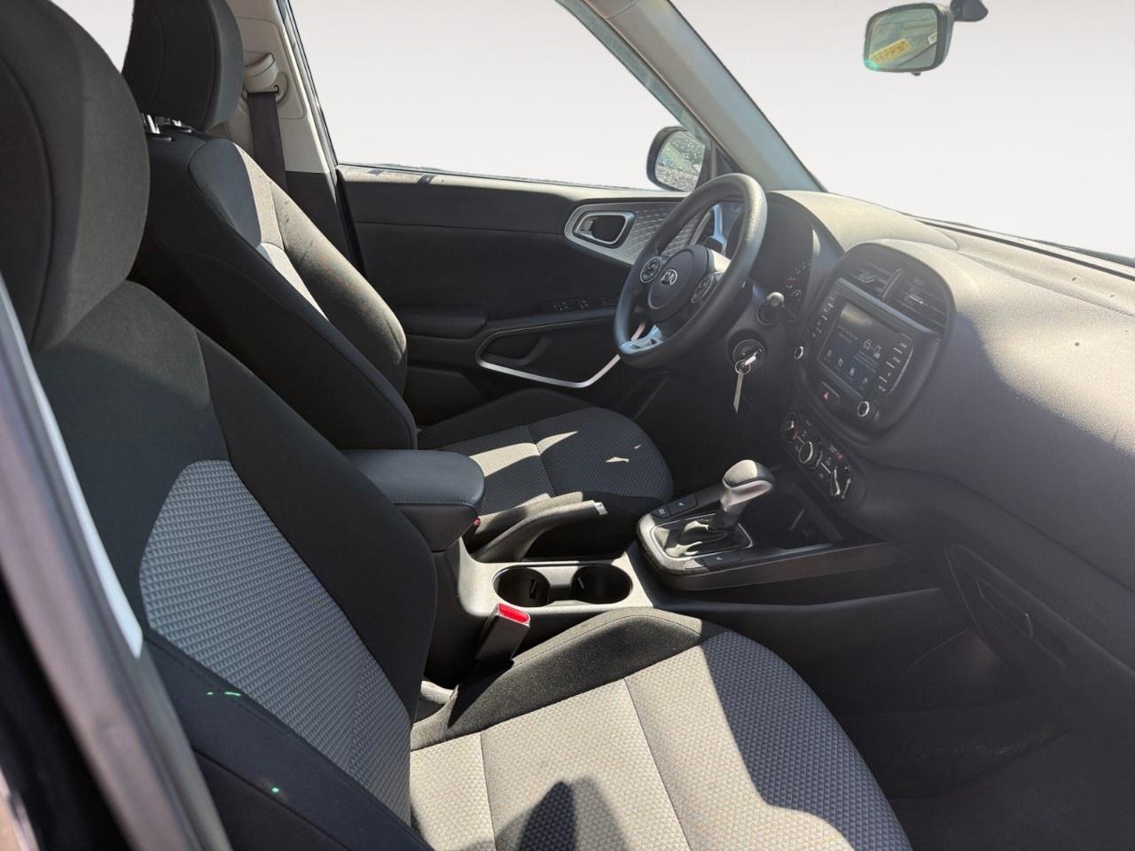 2021 Kia Soul LX IVT Photo