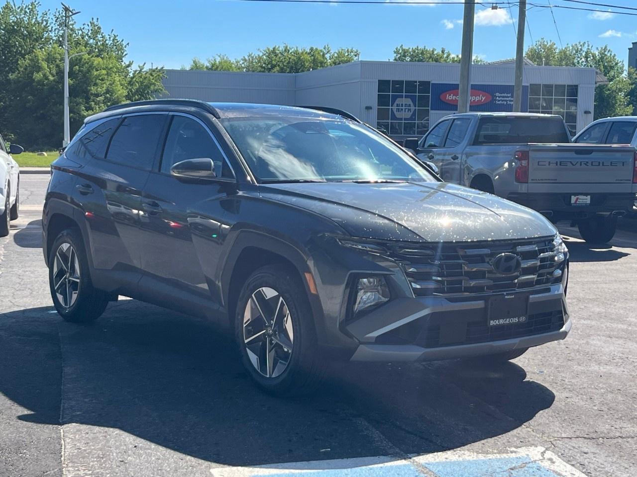 2026 Hyundai Tucson Preferred AWD w/Trend Pkg [TUCWDK2EPRTR] Photo