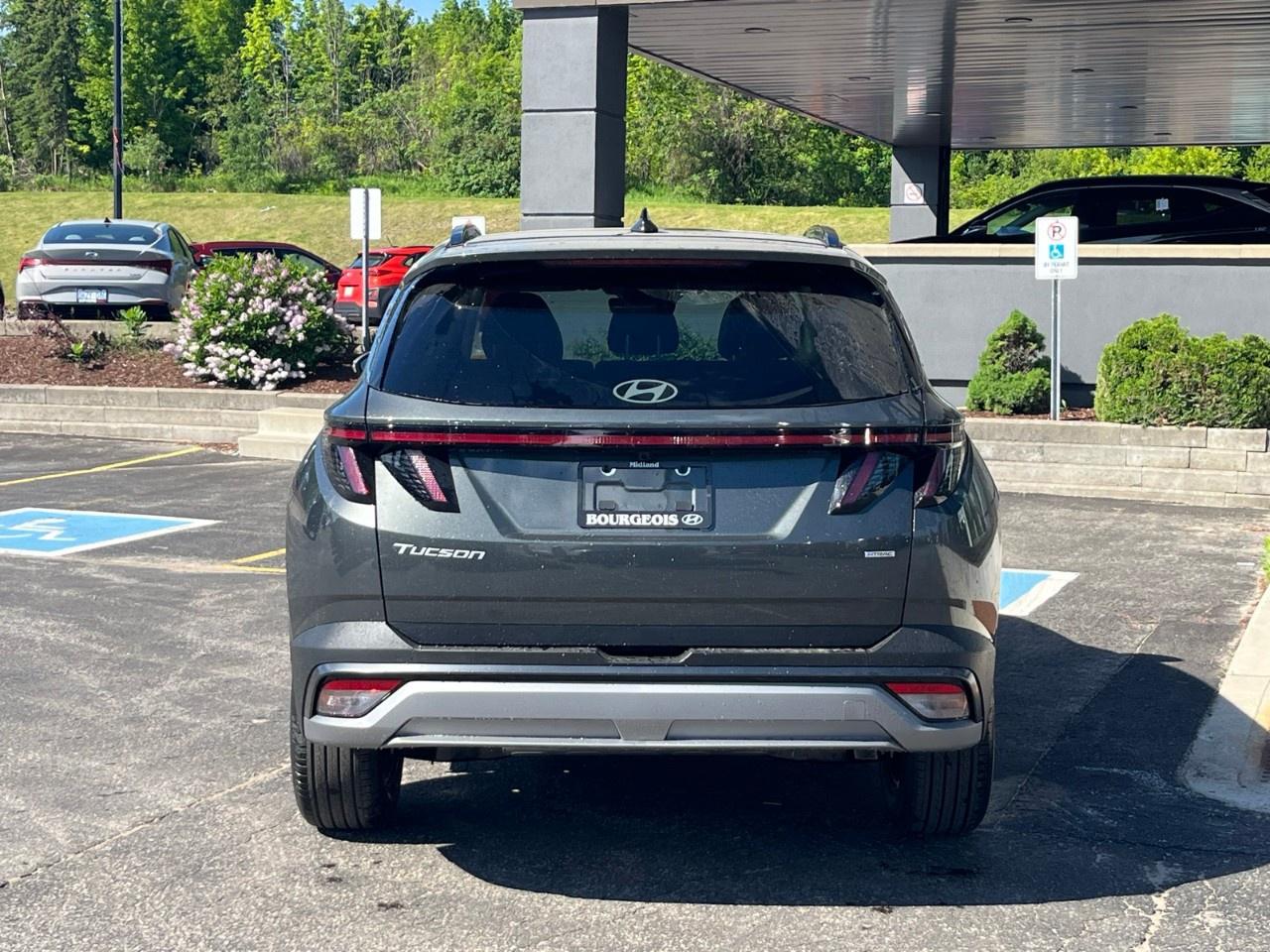2026 Hyundai Tucson Preferred AWD w/Trend Pkg [TUCWDK2EPRTR] Photo