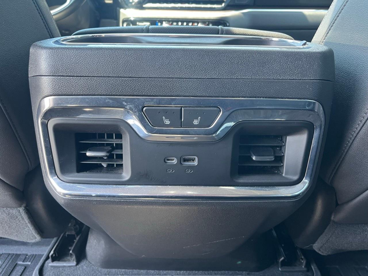 2023 GMC Sierra 1500 Crew Cab Short Box 4-Wheel Drive SLT Photo