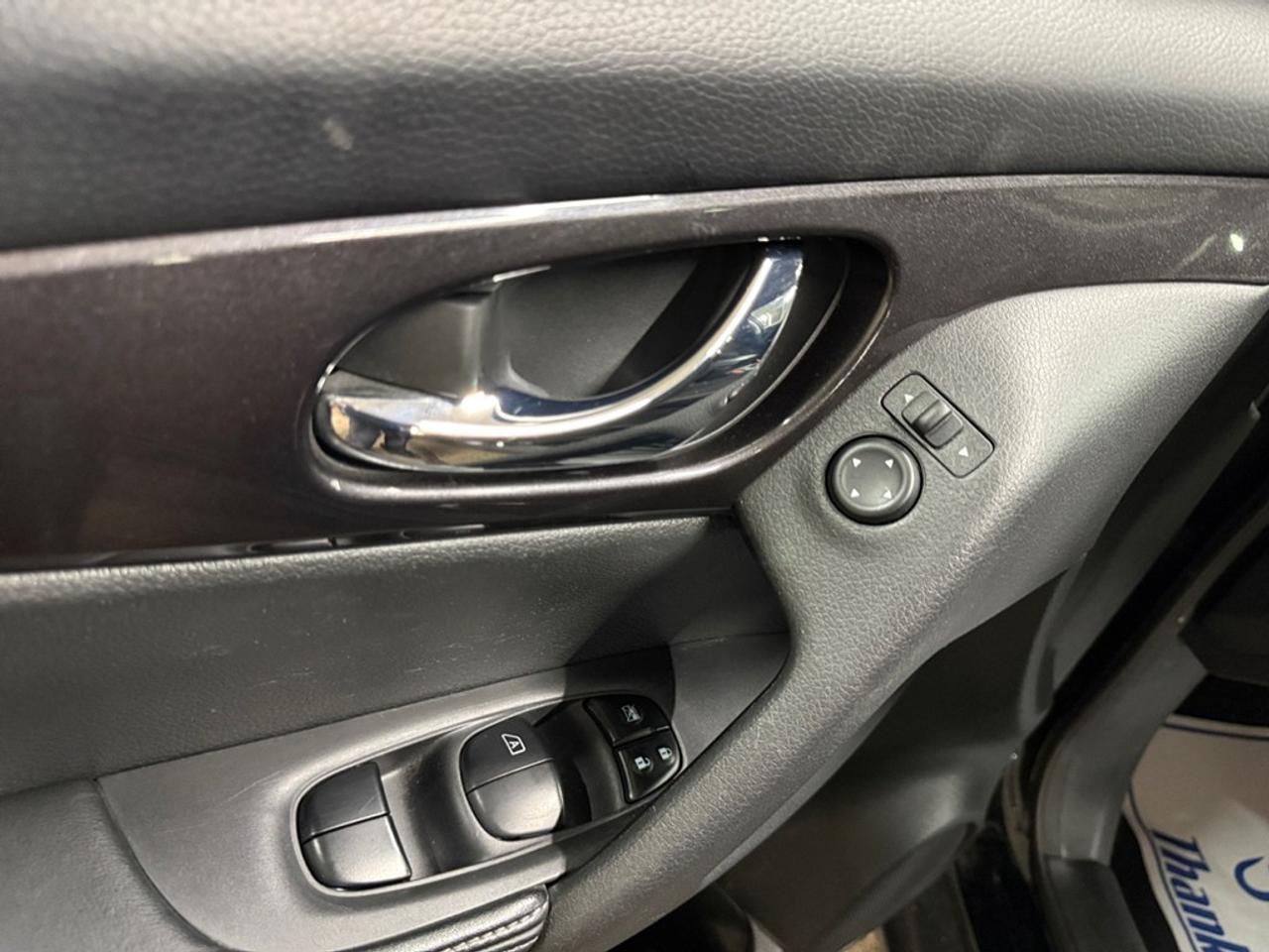 2018 Nissan Rogue S Photo