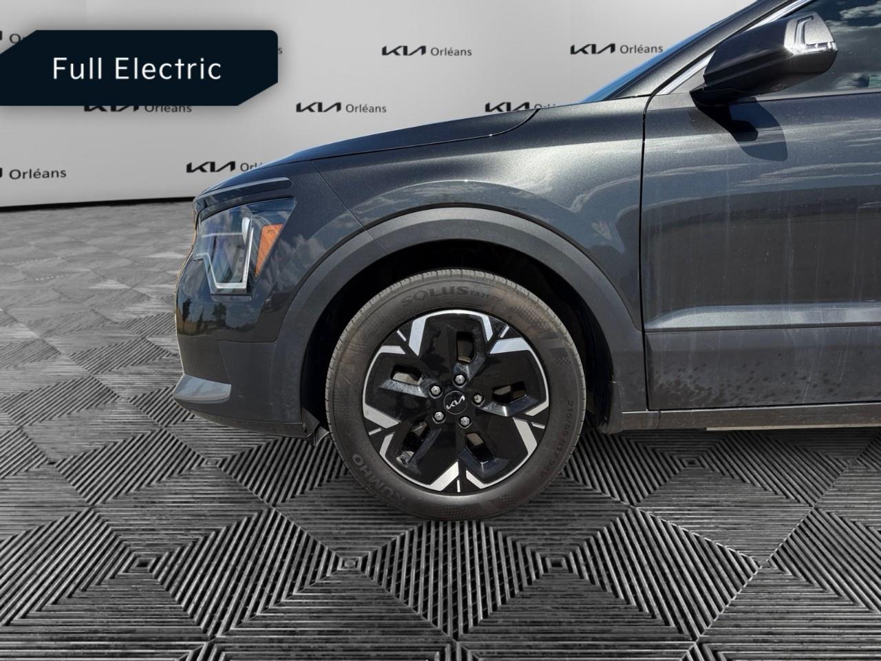 2023 Kia NIRO EV Premium FWD Photo