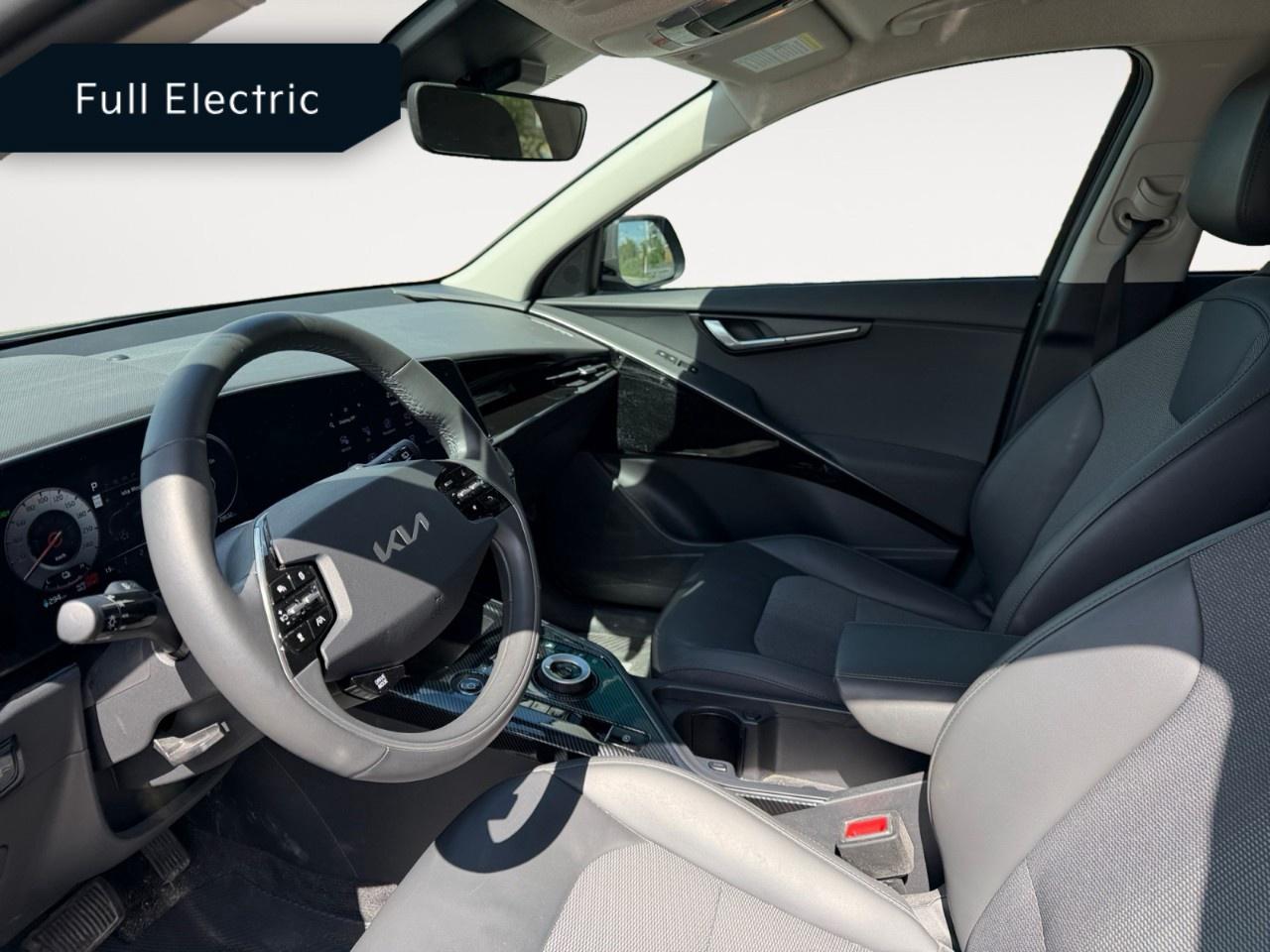 2023 Kia NIRO EV Premium FWD Photo