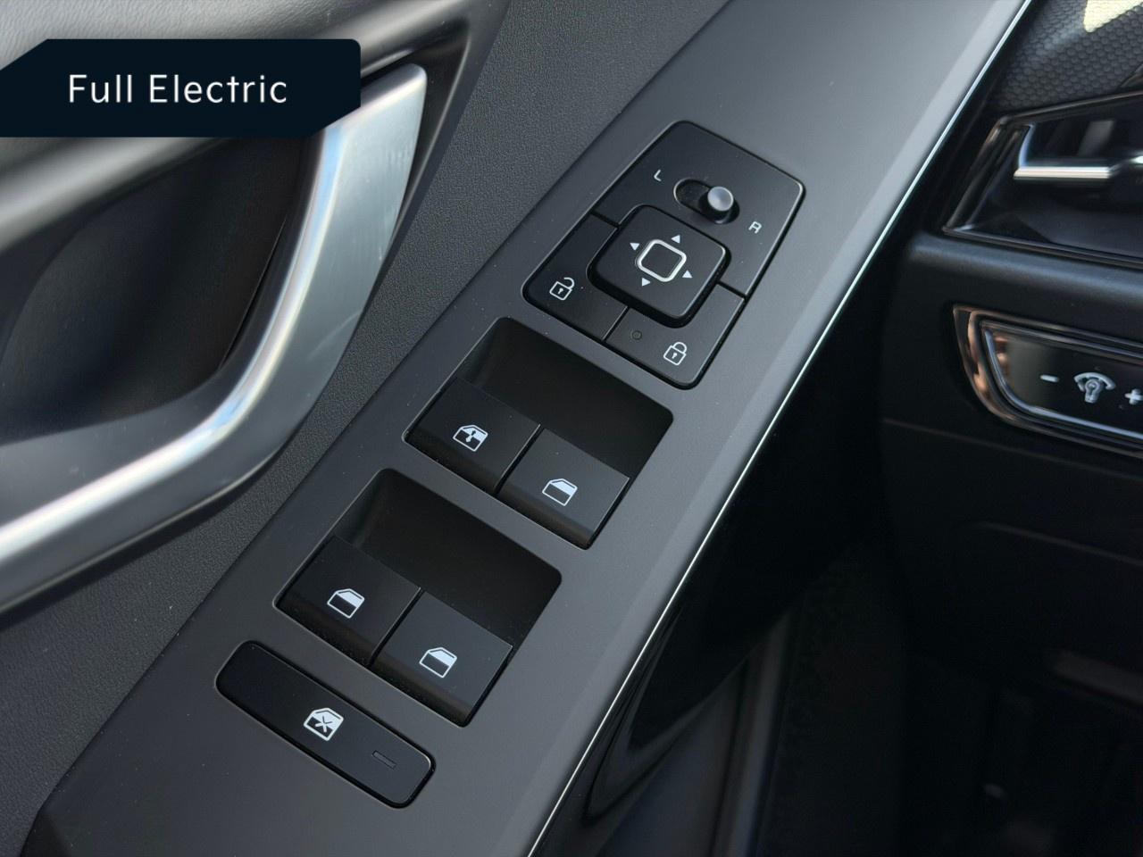 2023 Kia NIRO EV Premium FWD Photo