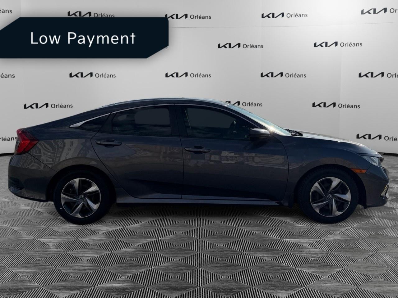 2019 Honda Civic Sedan LX CVT SEDAN Photo