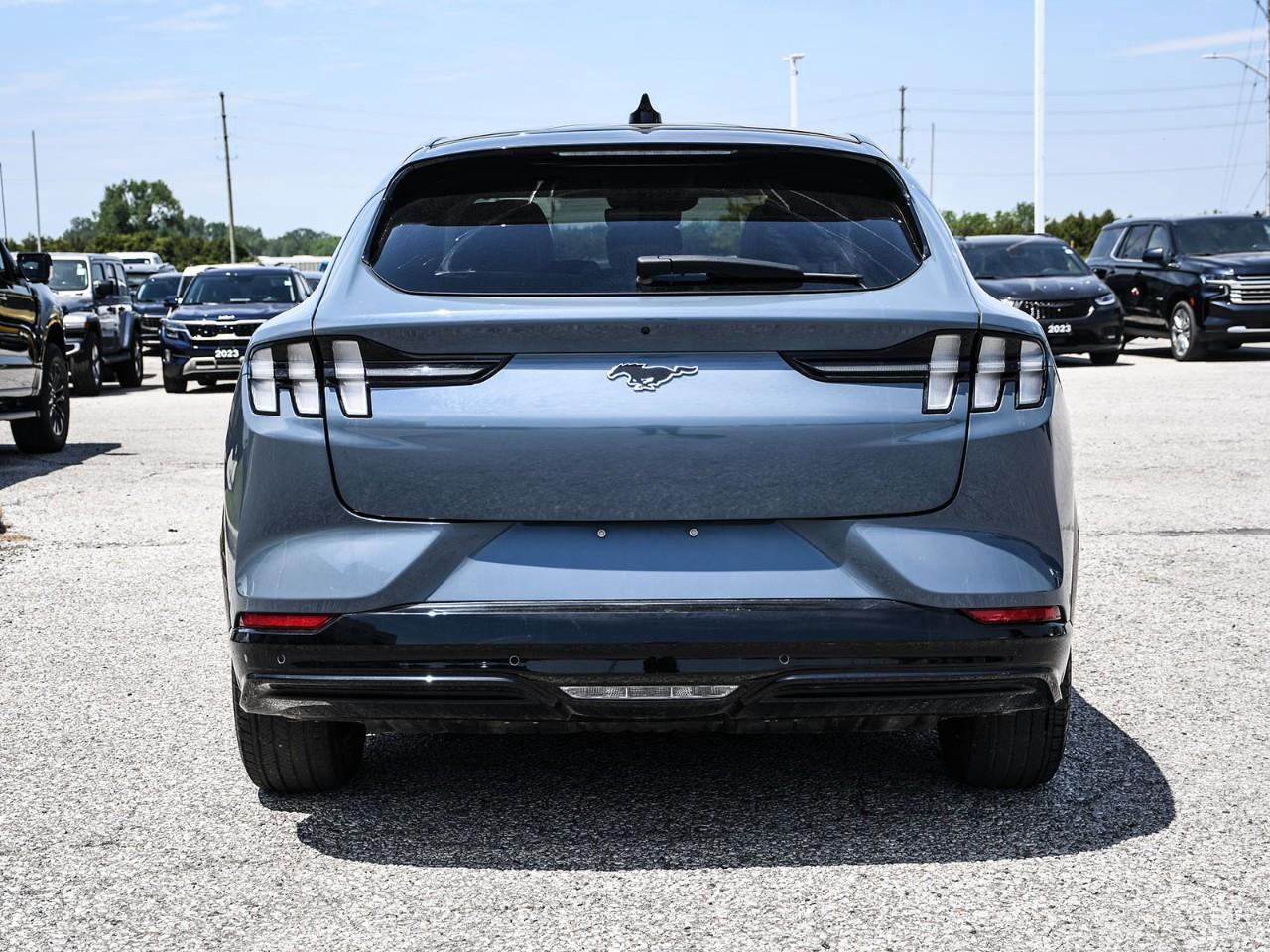 2023 Ford Mustang Mach-E Premium NAV | FIXED GLASS SUNROOF | HTD SEATS | ADAPTIVE CRUISE Photo