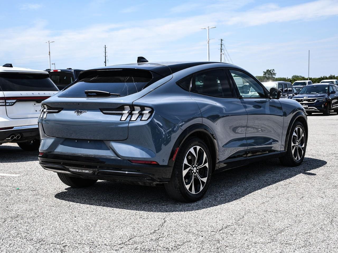 2023 Ford Mustang Mach-E Premium NAV | FIXED GLASS SUNROOF | HTD SEATS | ADAPTIVE CRUISE Photo