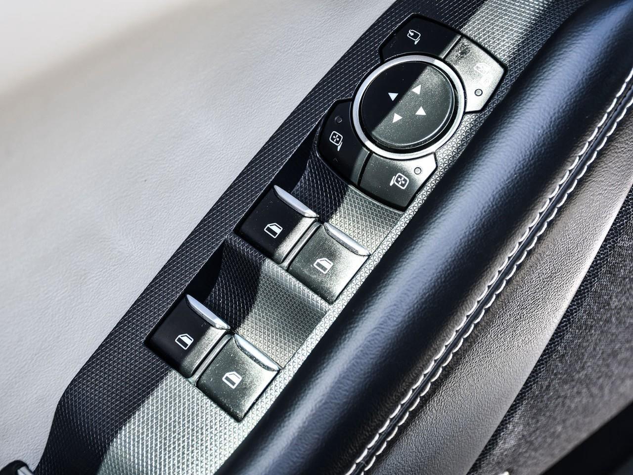 2023 Ford Mustang Mach-E Premium NAV | FIXED GLASS SUNROOF | HTD SEATS | ADAPTIVE CRUISE Photo