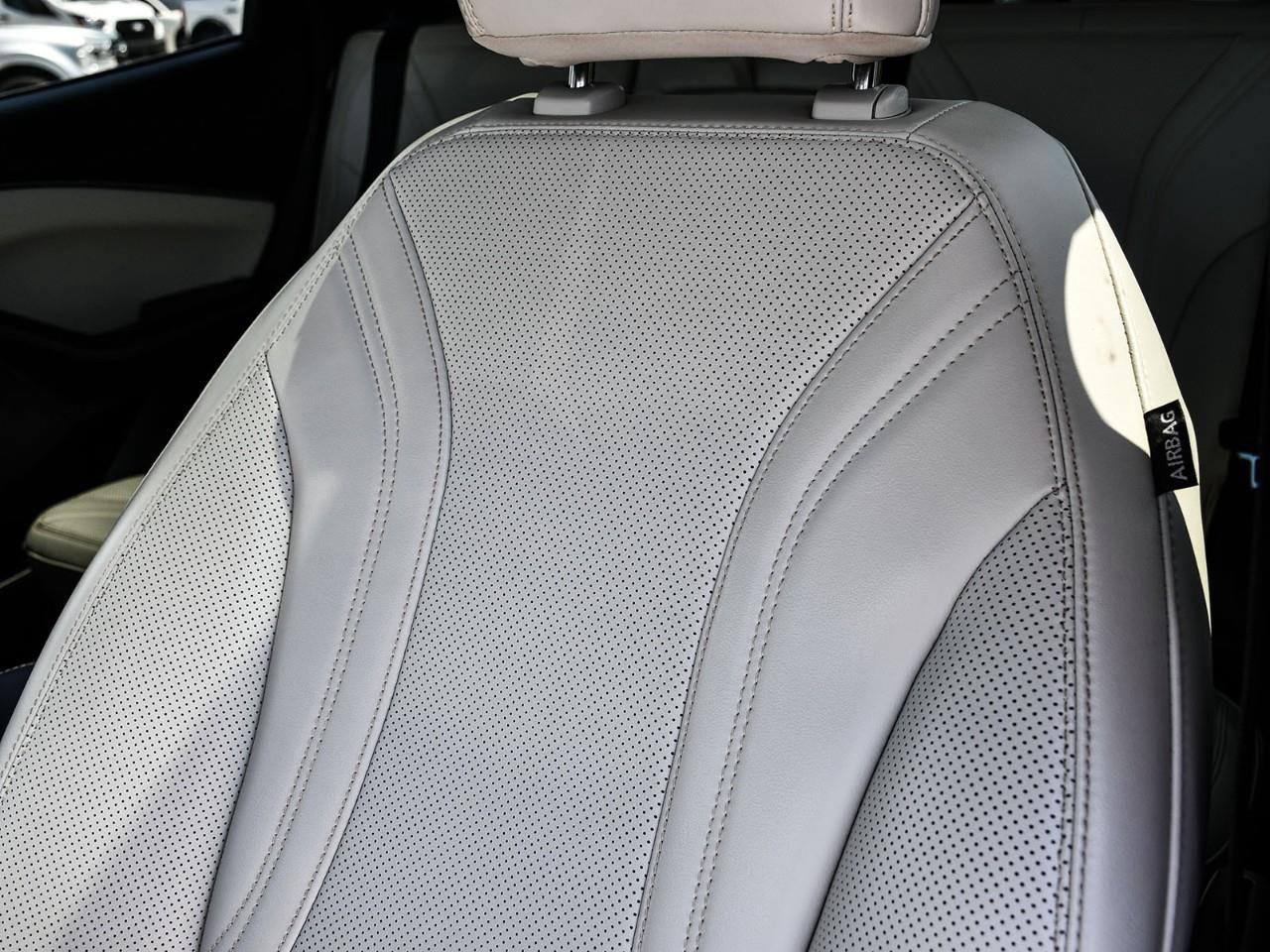 2023 Ford Mustang Mach-E Premium NAV | FIXED GLASS SUNROOF | HTD SEATS | ADAPTIVE CRUISE Photo