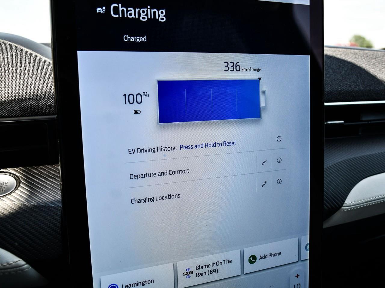 2023 Ford Mustang Mach-E Premium NAV | FIXED GLASS SUNROOF | HTD SEATS | ADAPTIVE CRUISE Photo