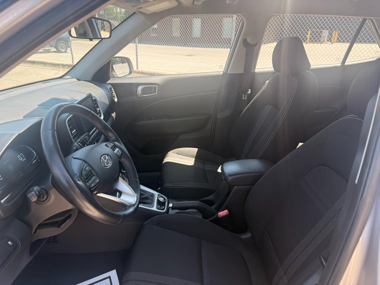 2023 Hyundai Venue PREFERRED Photo