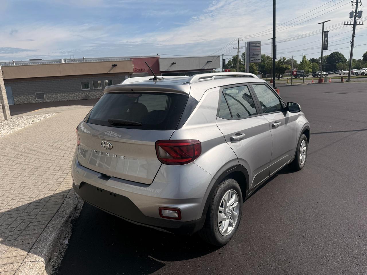 2023 Hyundai Venue PREFERRED Photo