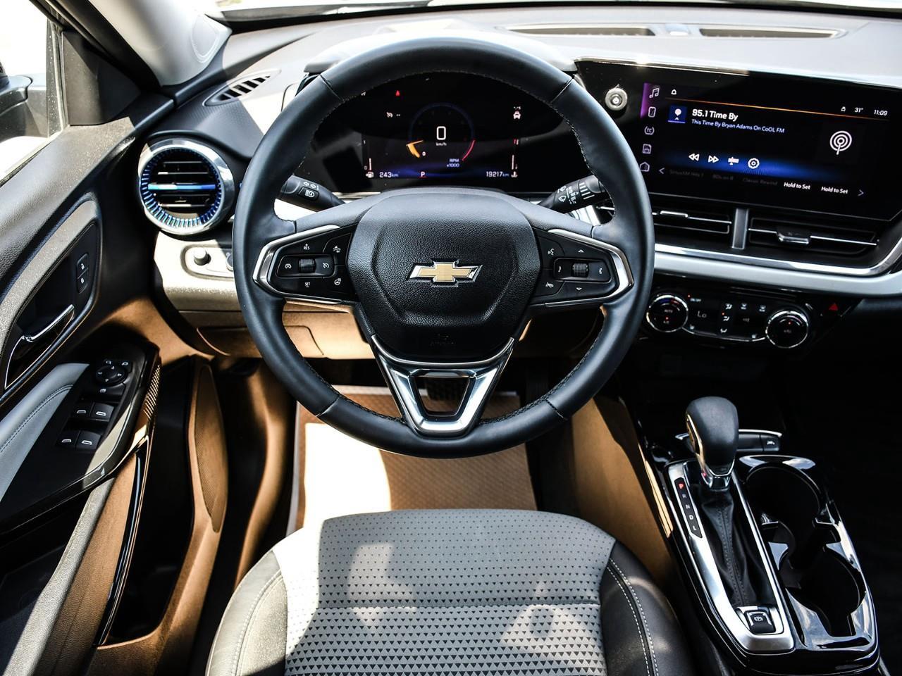 2025 Chevrolet Trax LT Photo