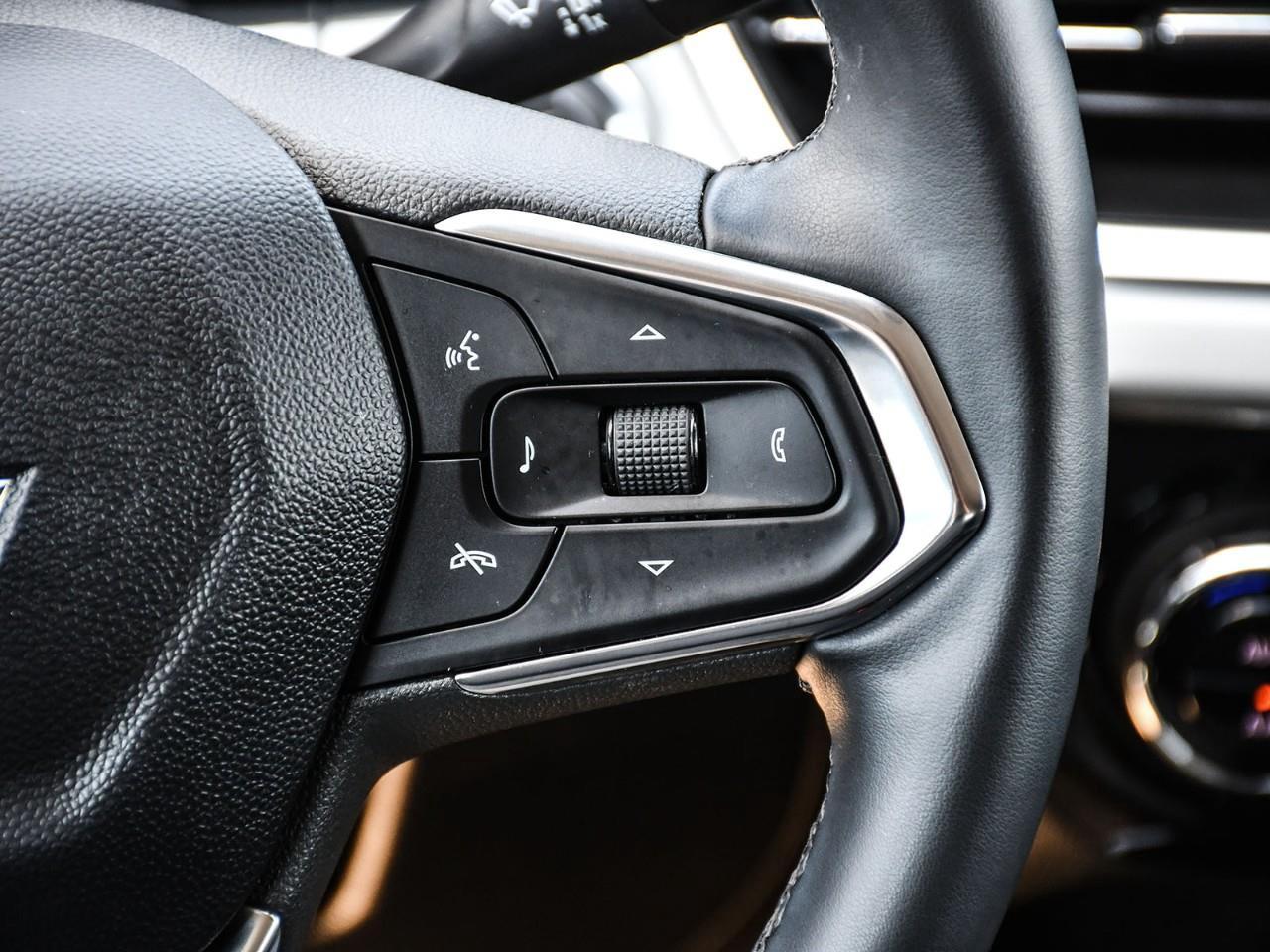 2025 Chevrolet Trax LT Photo
