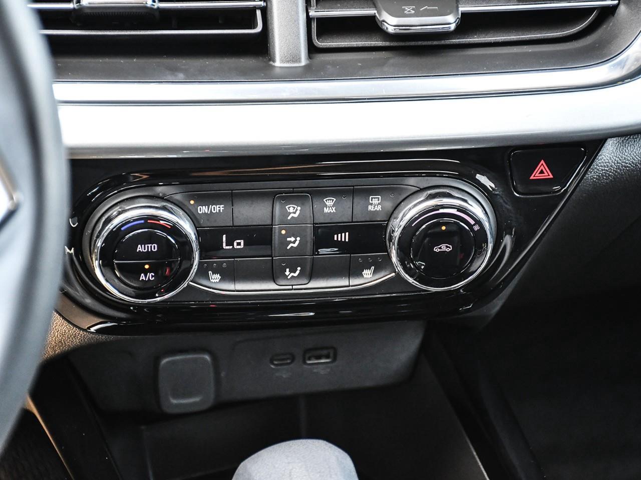 2025 Chevrolet Trax LT Photo