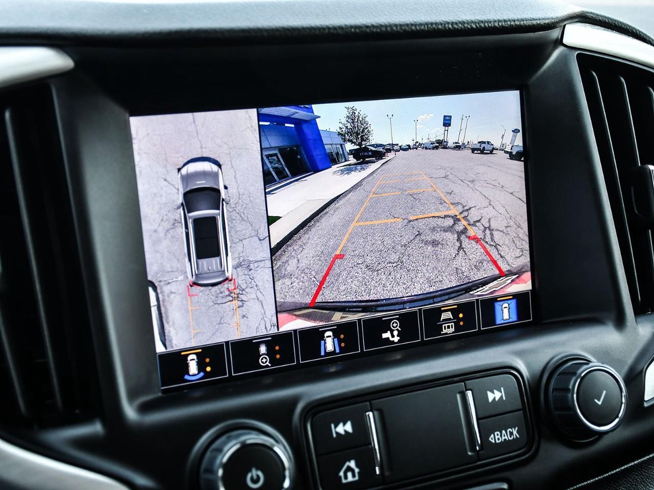2024 GMC Terrain SLT Photo