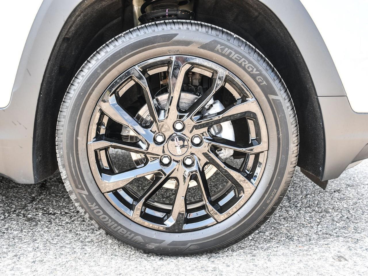 2024 GMC Terrain SLT Photo