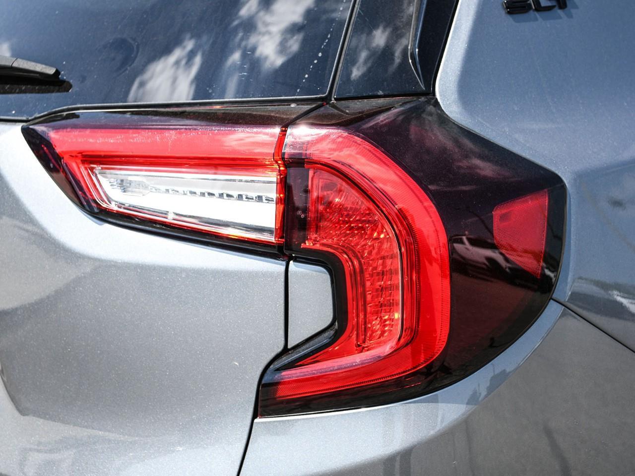 2024 GMC Terrain SLT Photo
