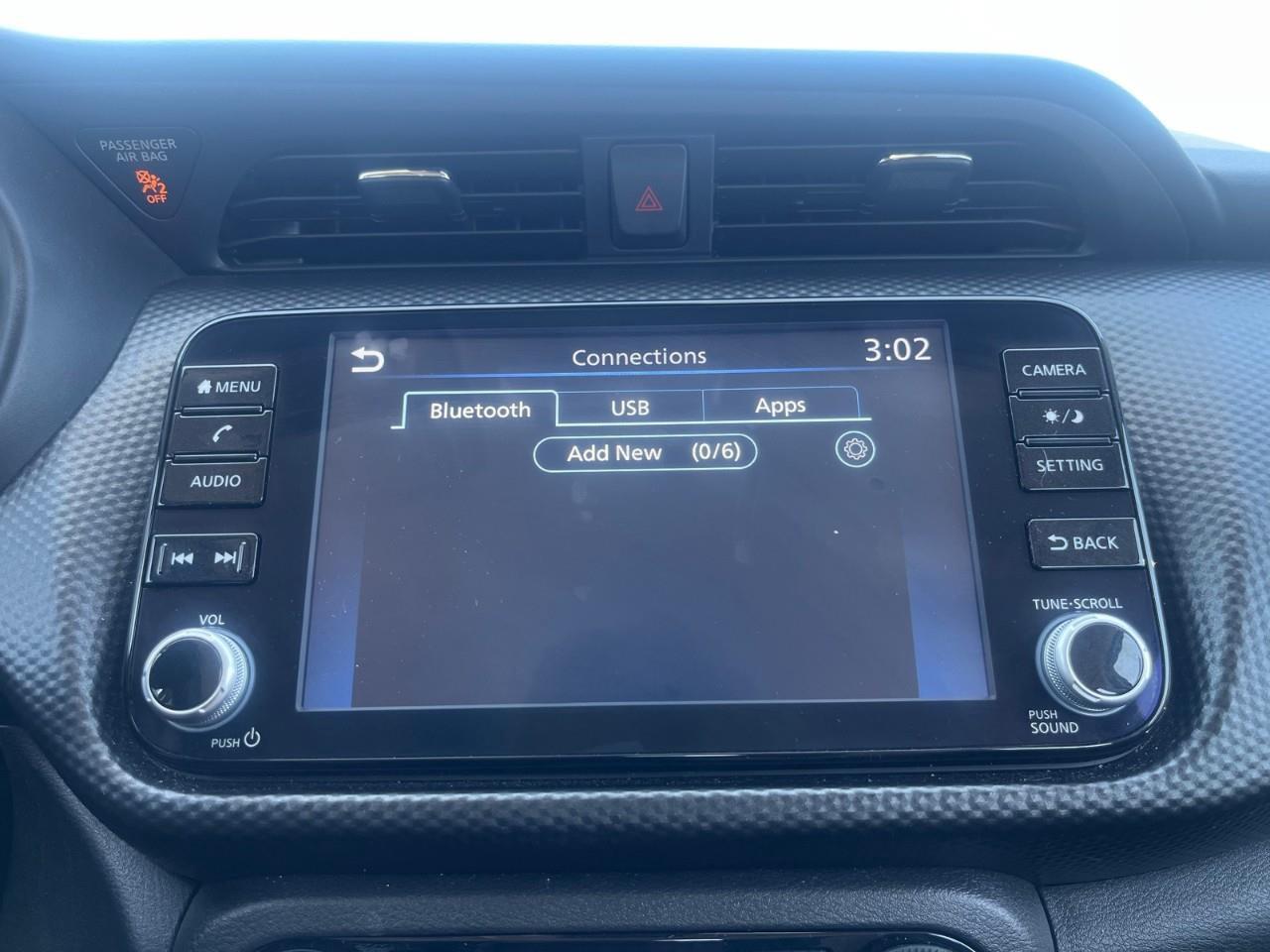2025 Nissan Kicks Play SV Blind Spot Detection | One Owner Photo