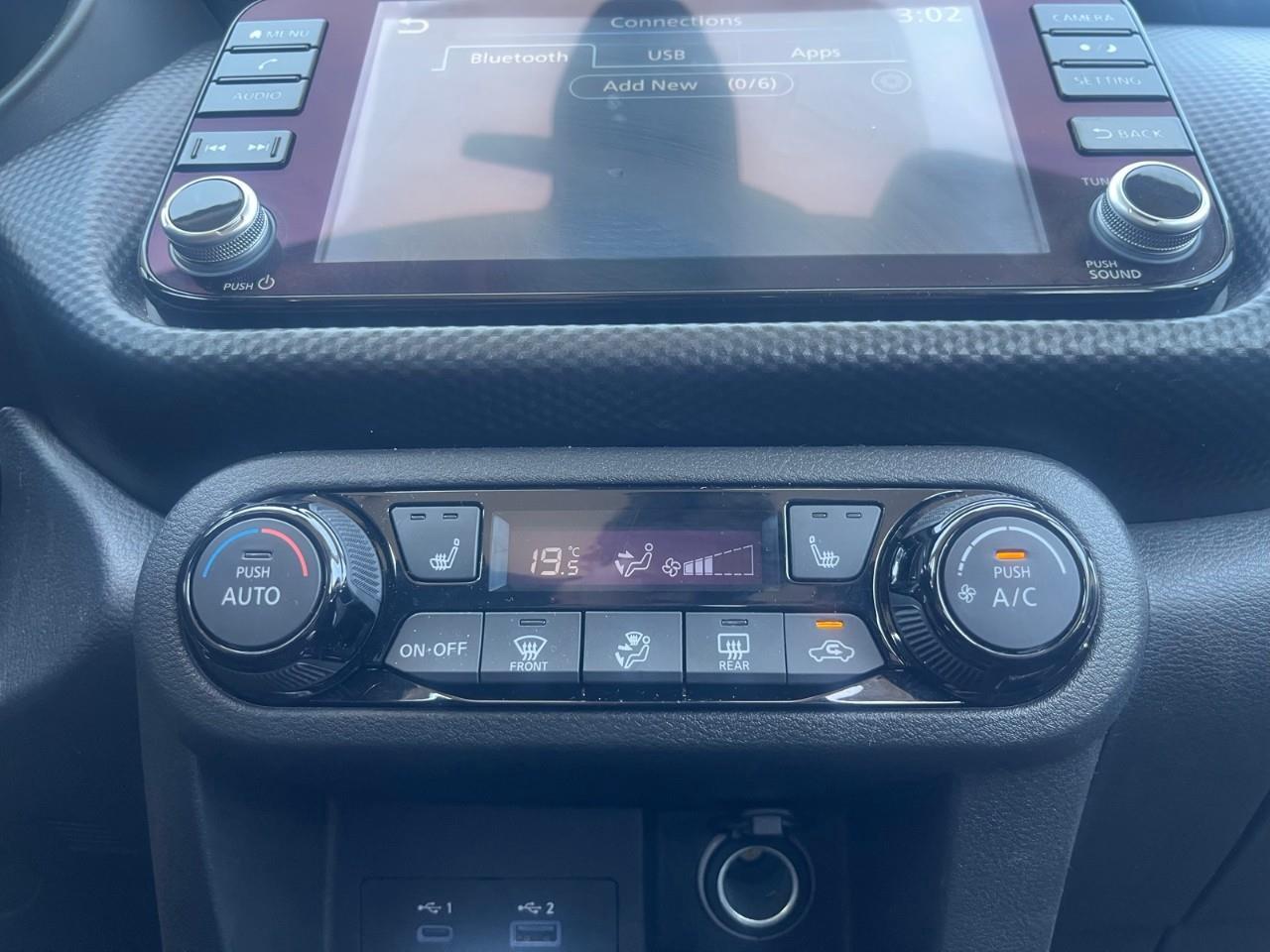 2025 Nissan Kicks Play SV Blind Spot Detection | One Owner Photo