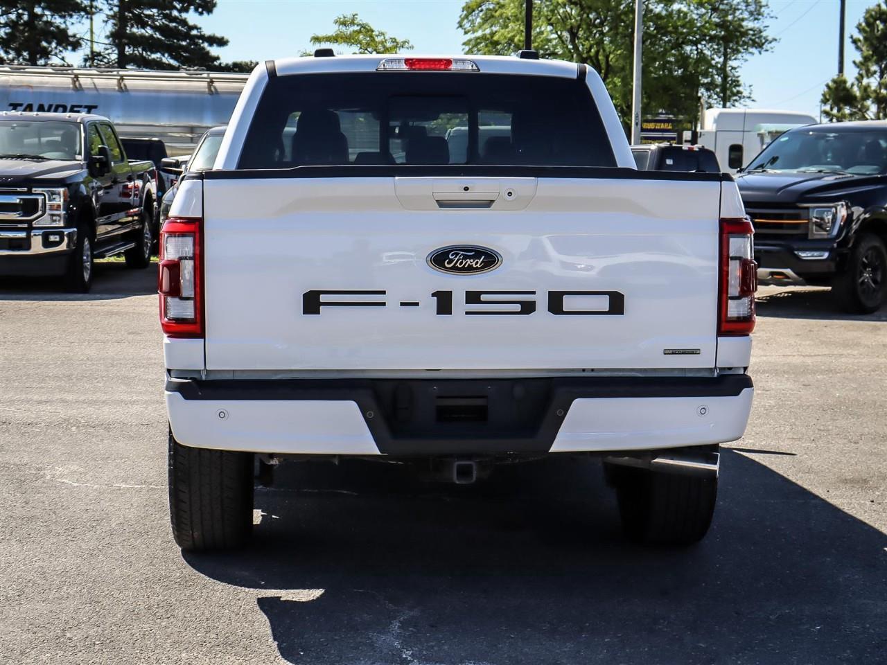 2022 Ford F-150 Lariat Roof | B&O Sound System | Black Package | Photo
